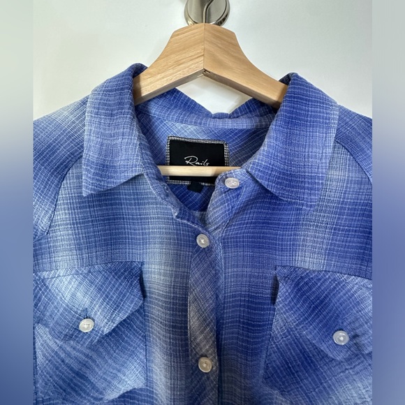 RAILS Blue Cotton Gauze Button Down Top - Picture 4 of 16